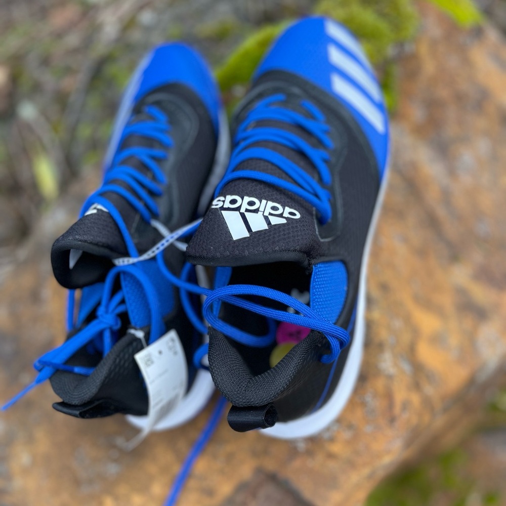NWT Adidas Icon Bounce Baseball Cleats